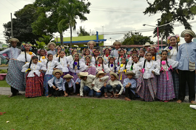 Alegría y Tradiciones Panameñas de Bique - Panamá